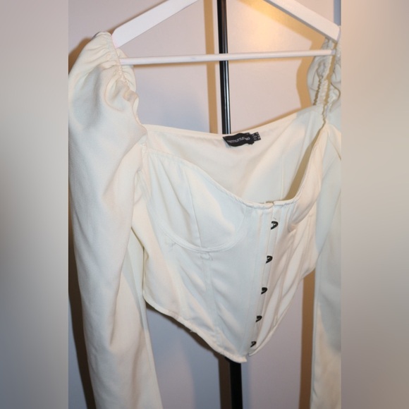 PrettyLittleThing Cream Puff Sleeve Corset Top - Picture 3 of 4